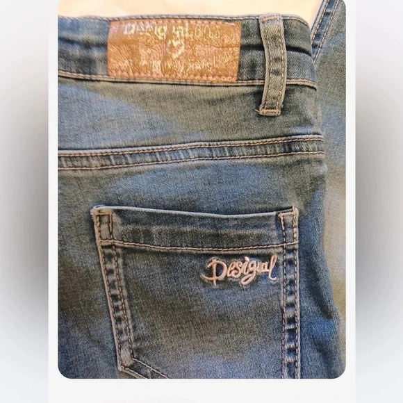 Desigual Emboidered Stars Sequins Skinny Jeans Size 9/10 - Picture 6 of 11
